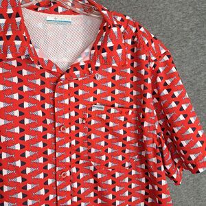 Columbia PFG America Fish Shirt Mens L Red White Blue Short Sleeve Omni-Shade